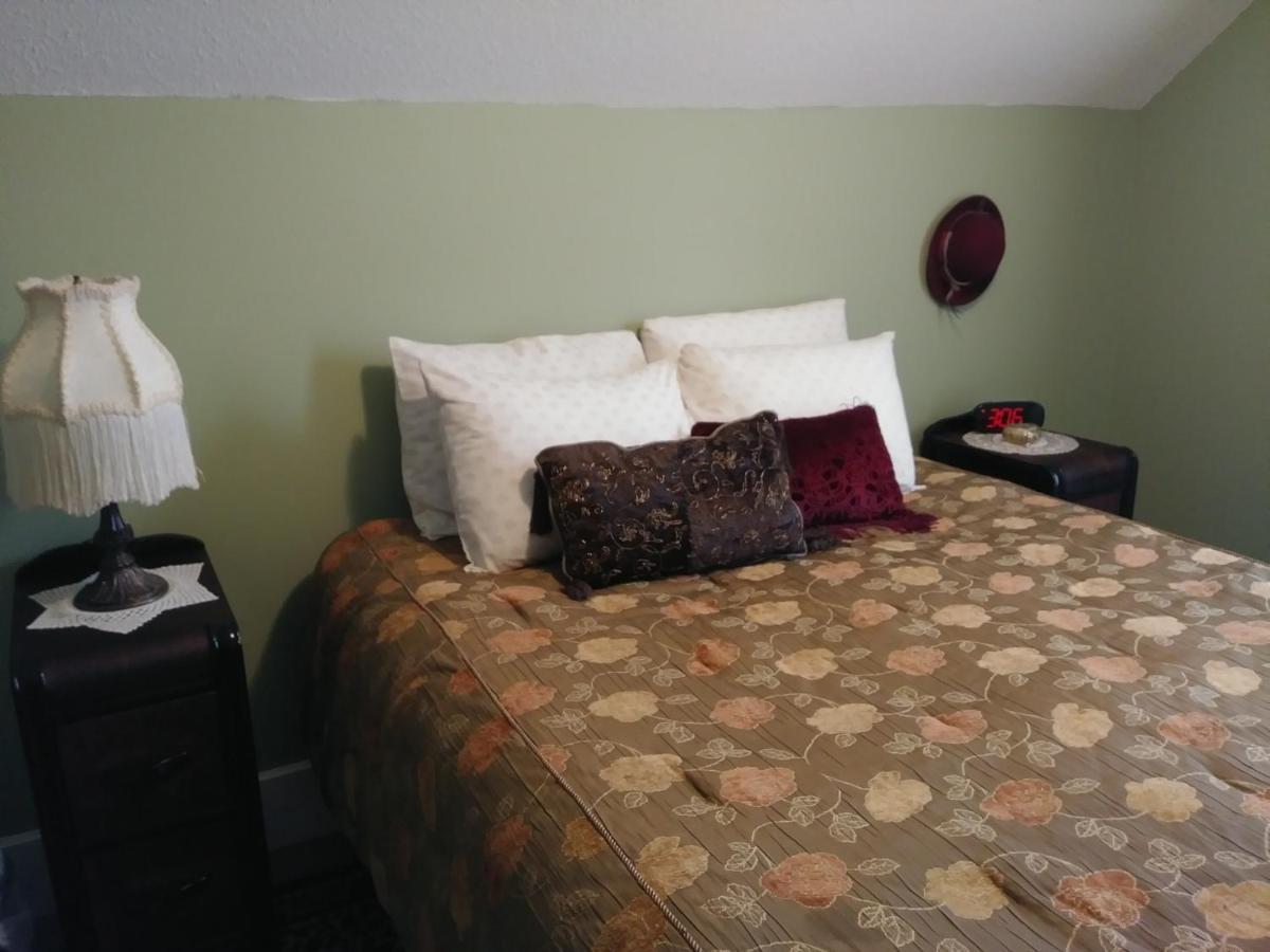 The Sturgis Motel Buitenkant foto